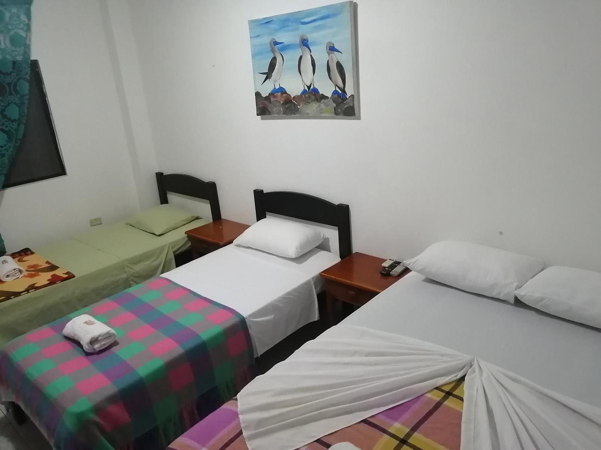 Hostal La Casa De Luis ปูแอร์โต บาเกริโซ โมเรโน ภายนอก รูปภาพ