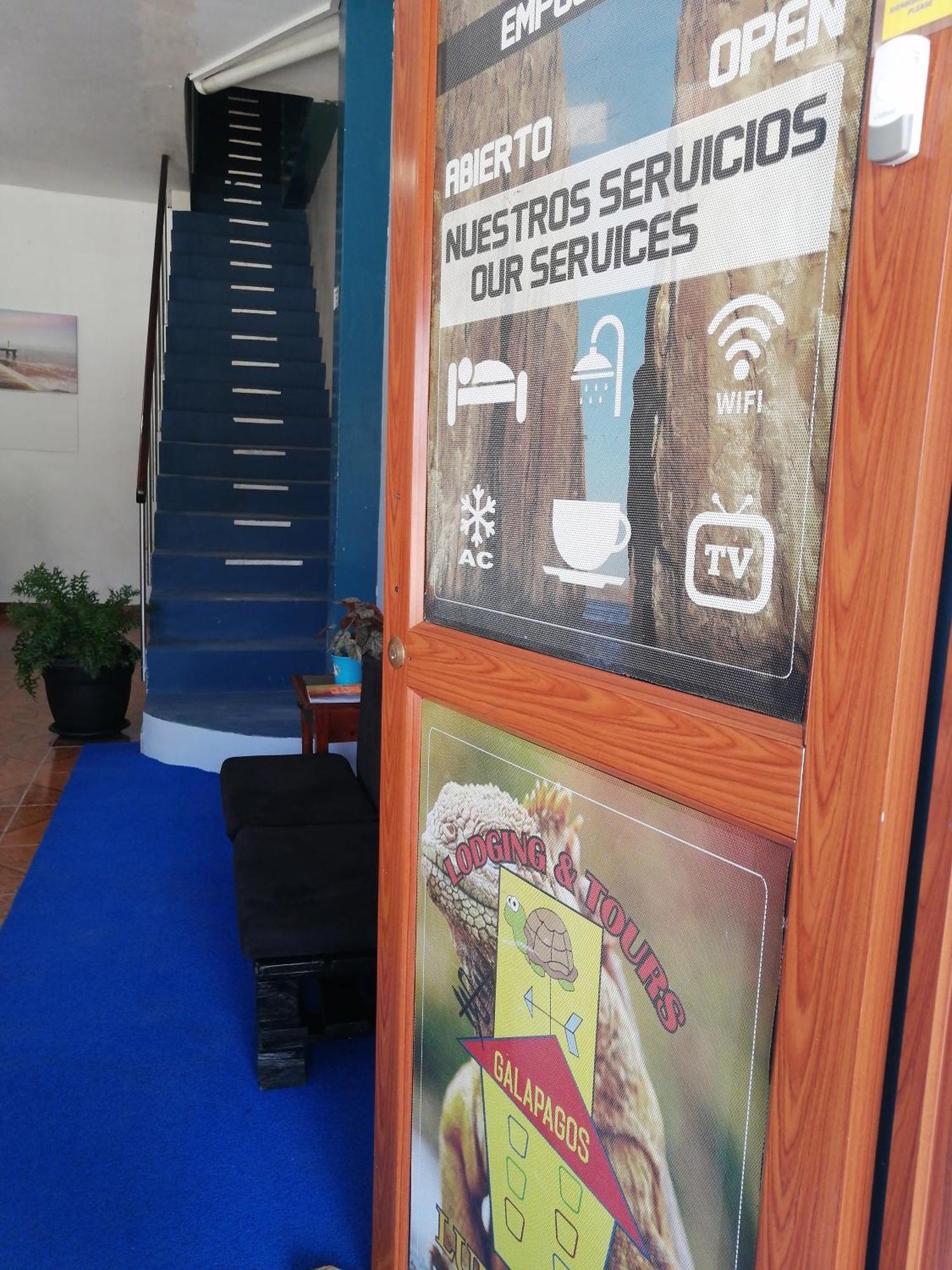 Hostal La Casa De Luis ปูแอร์โต บาเกริโซ โมเรโน ภายนอก รูปภาพ