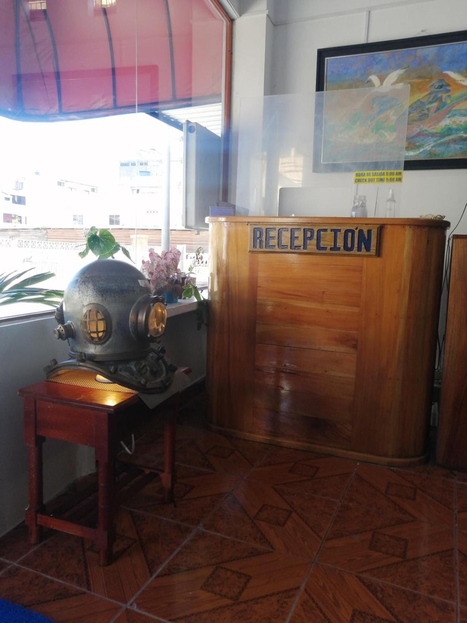 Hostal La Casa De Luis ปูแอร์โต บาเกริโซ โมเรโน ภายนอก รูปภาพ