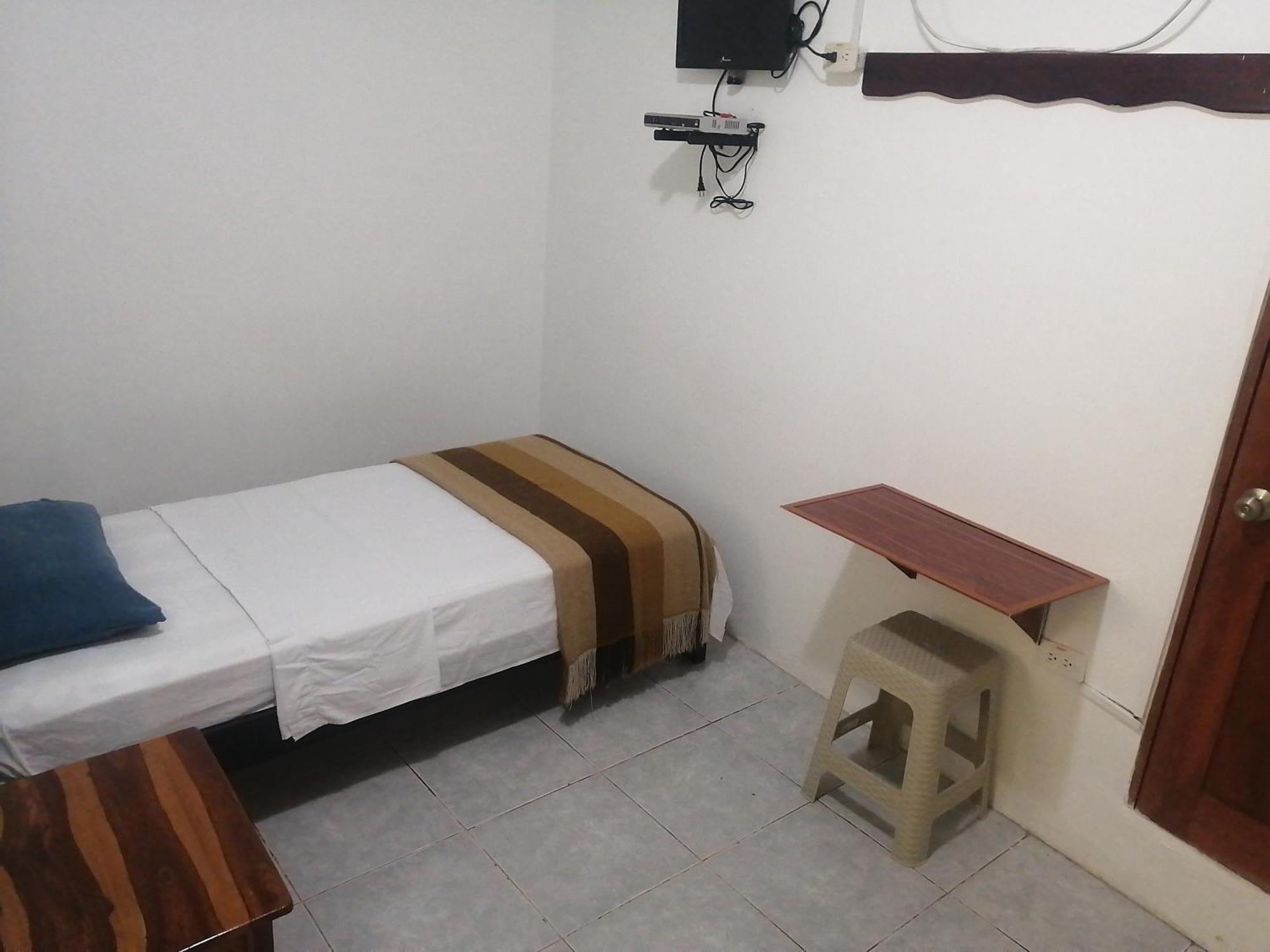 Hostal La Casa De Luis ปูแอร์โต บาเกริโซ โมเรโน ภายนอก รูปภาพ