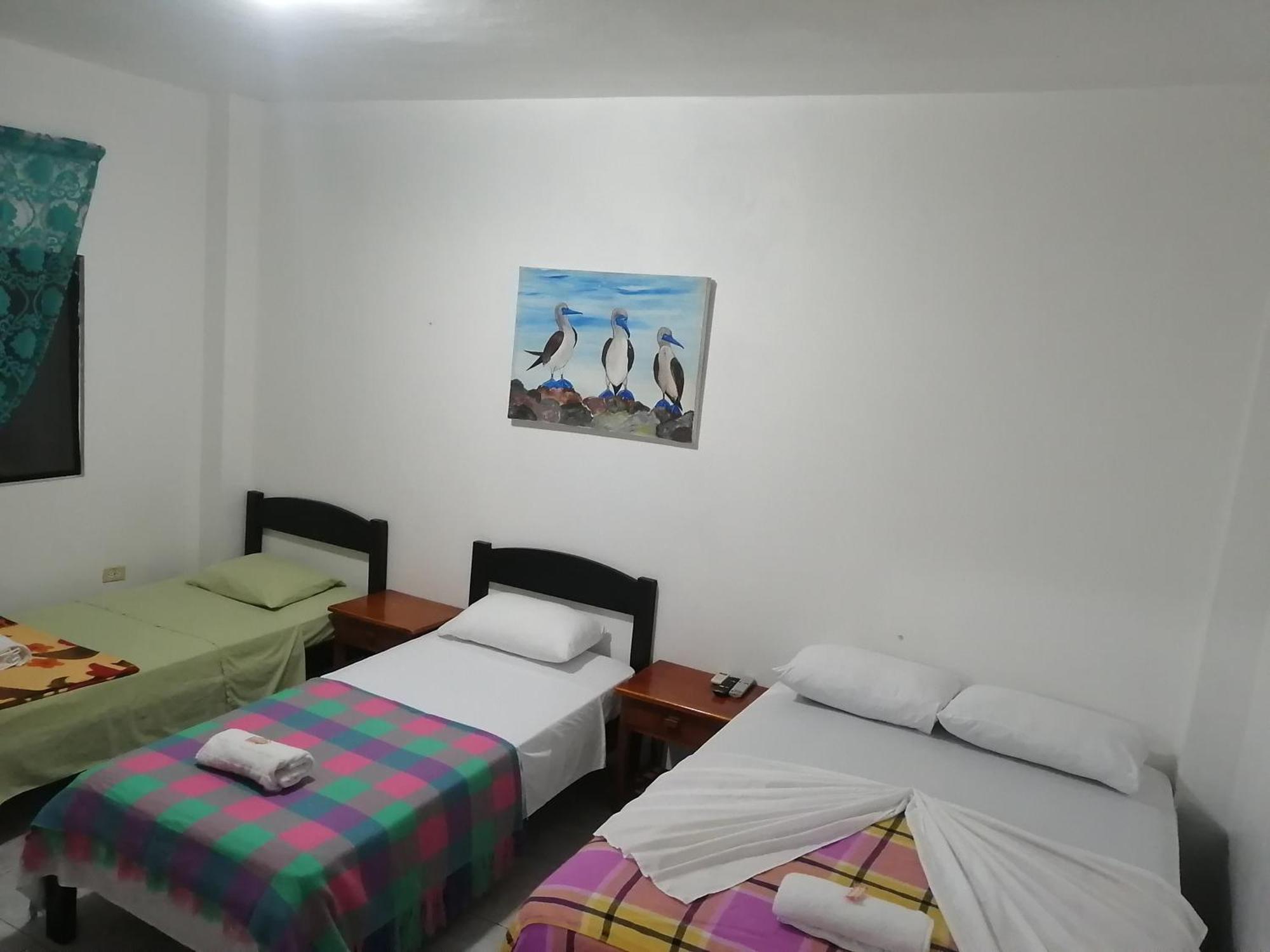 Hostal La Casa De Luis ปูแอร์โต บาเกริโซ โมเรโน ภายนอก รูปภาพ