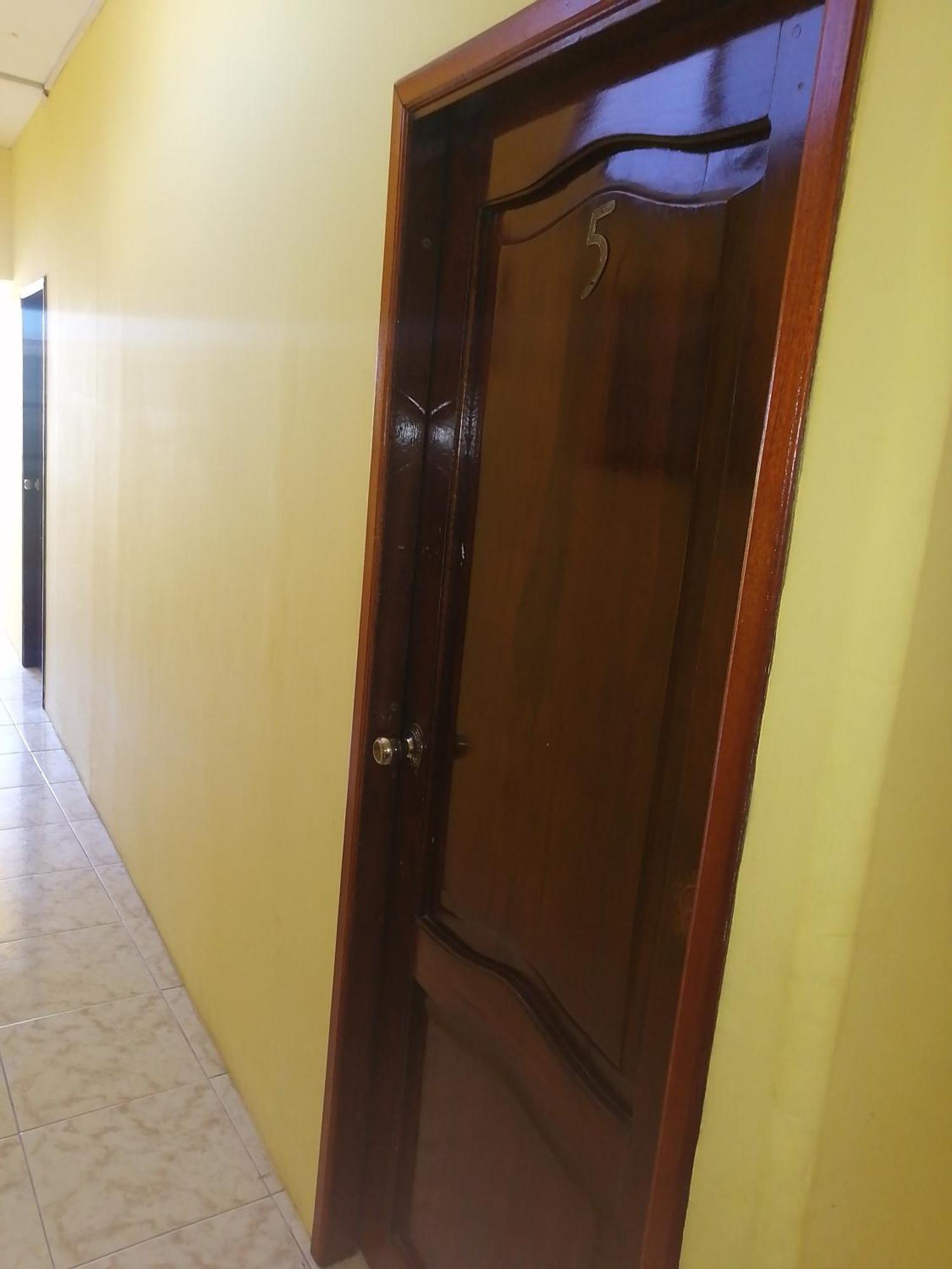 Hostal La Casa De Luis ปูแอร์โต บาเกริโซ โมเรโน ภายนอก รูปภาพ