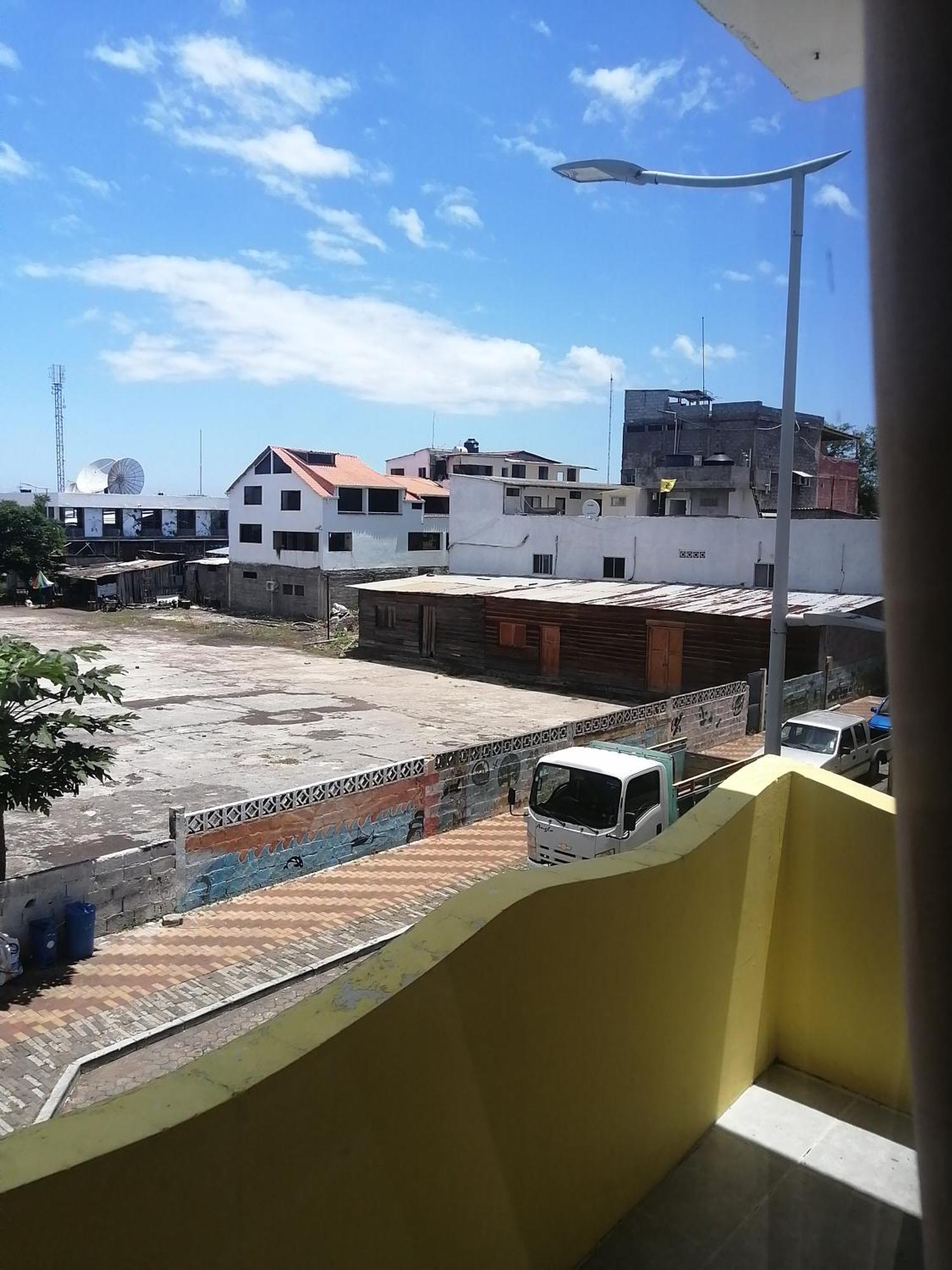 Hostal La Casa De Luis ปูแอร์โต บาเกริโซ โมเรโน ภายนอก รูปภาพ